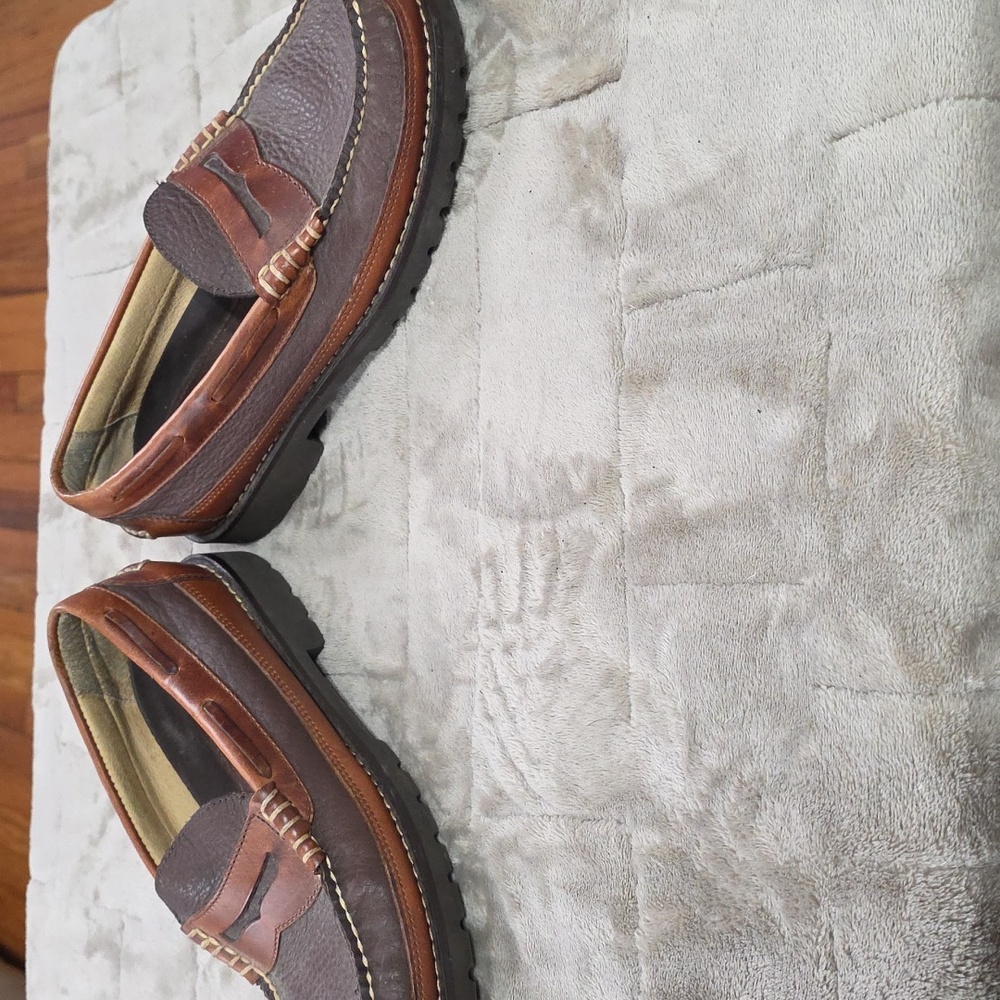 L L Bean Men's 2 Tone Brown Leather? Penny Loafers Slip-Ons Sz 9 EUC - Picture 7 of 12